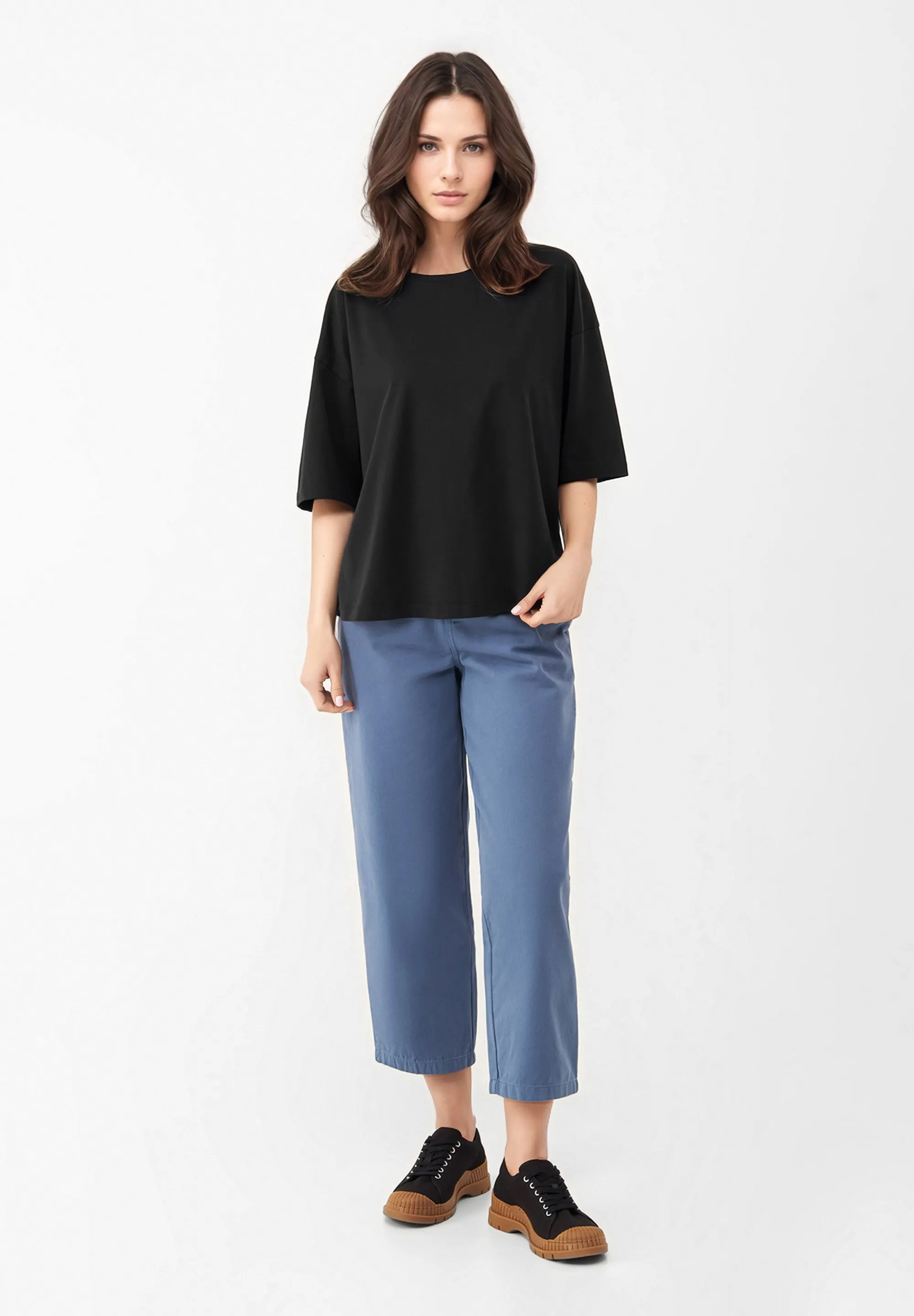 T-shirt GBJOLINA Loose Fit Made From Organic Cotton - Black Givn Berlin