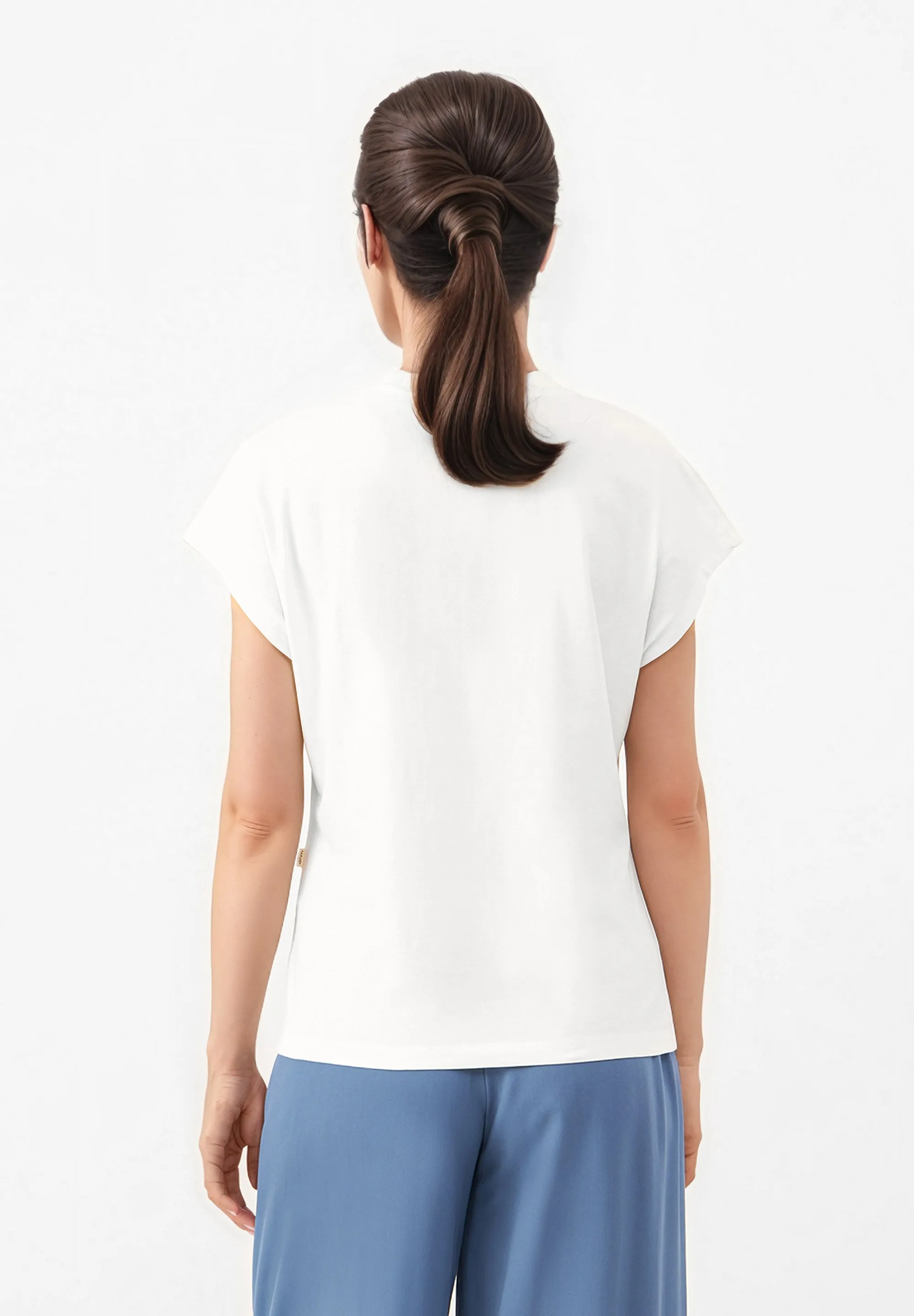 T-shirt GBLAILA (Lemon) Slim Fit Made From Organic Cotton - White Givn Berlin