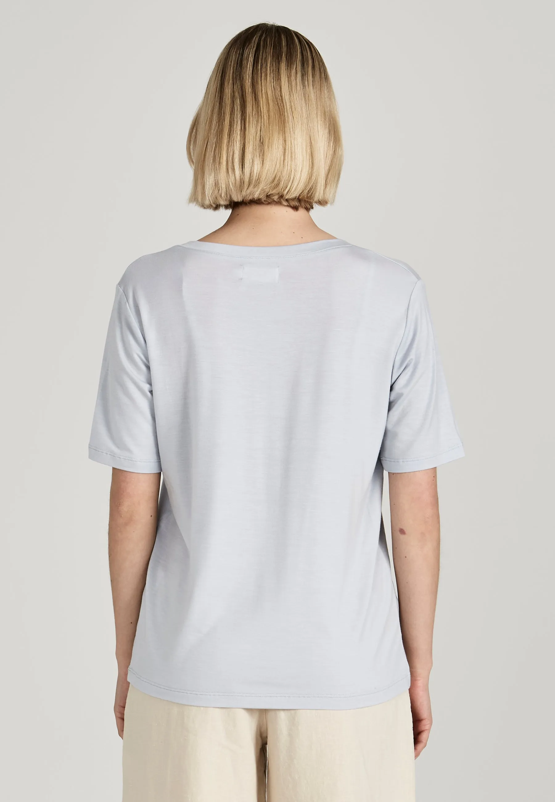 T-shirt JANE in TENCEL™ Lyocell - Misty Blue (Tencel) Givn Berlin