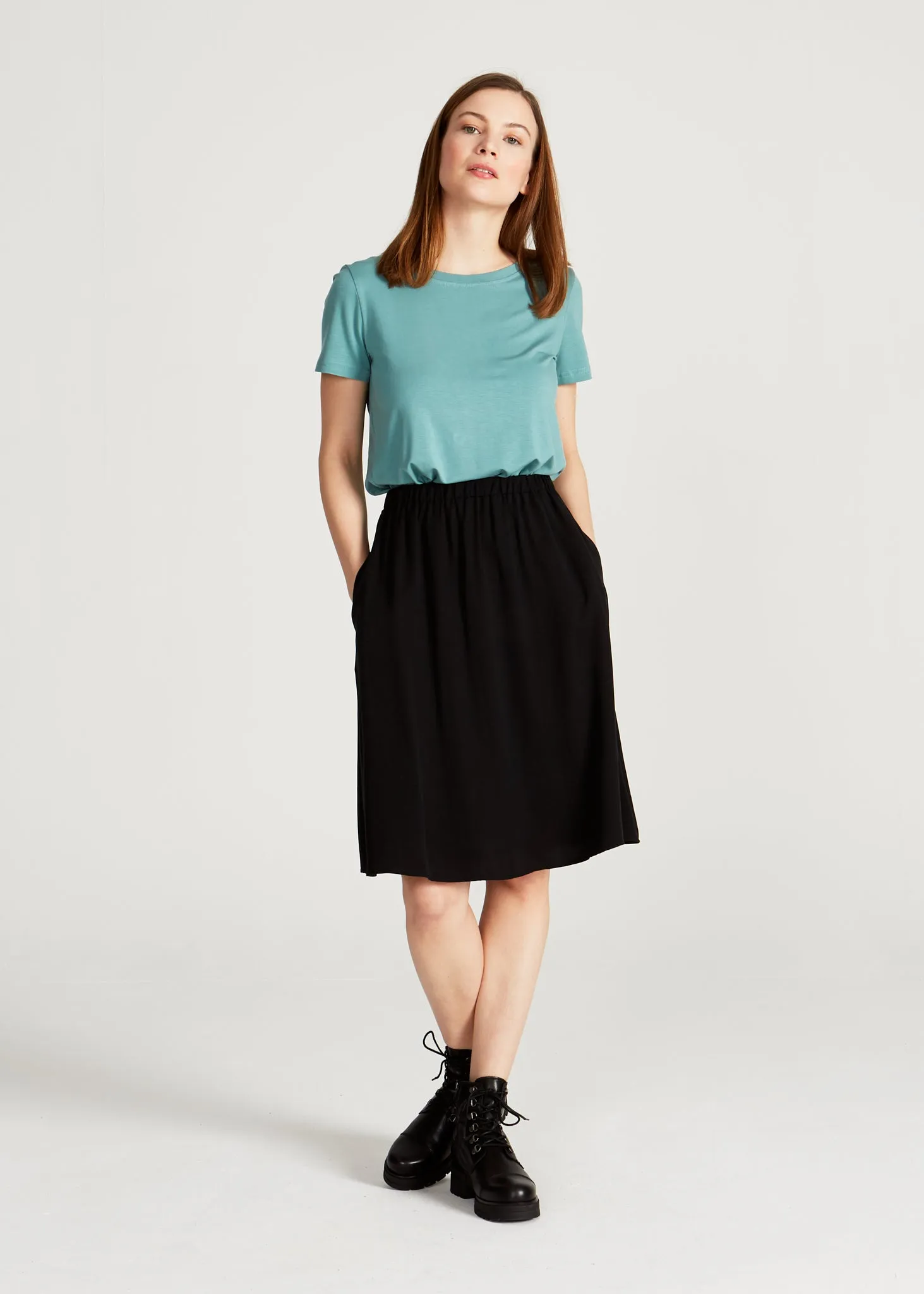 T-shirt LENA in TENCEL™ Lyocell - Dark Mint (Tencel) Givn Berlin