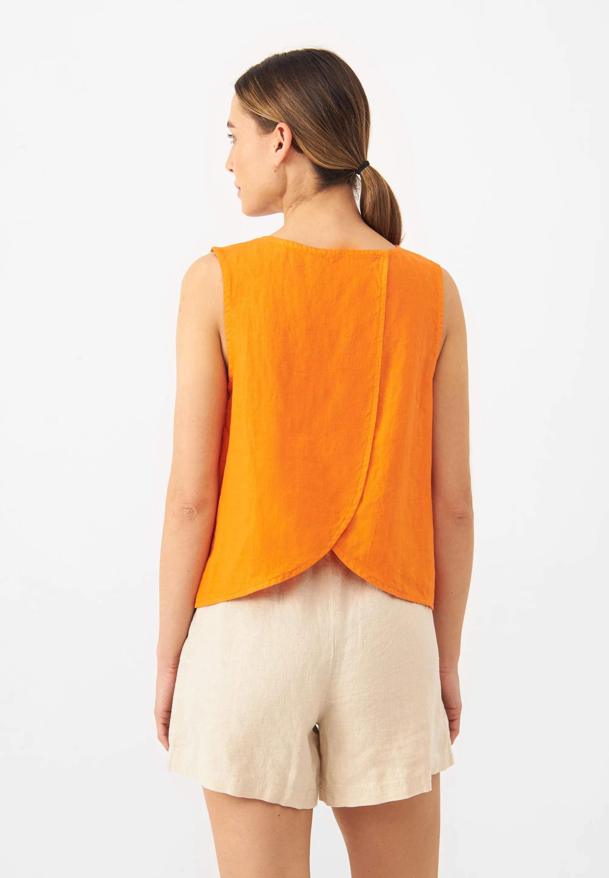 Top GBDOROTHY In Linen With Back Detail - Mandarine (Linen) Givn Berlin