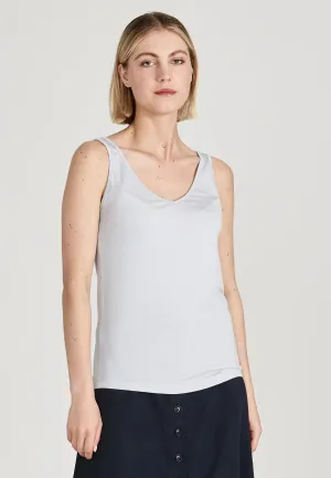Top VICTORIA in TENCEL™ Lyocell - Misty Blue (Tencel) Givn Berlin