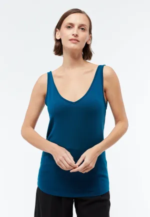 Top Victoria in TENCEL™ Lyocell - Moroccan Blue (Tencel) Givn Berlin